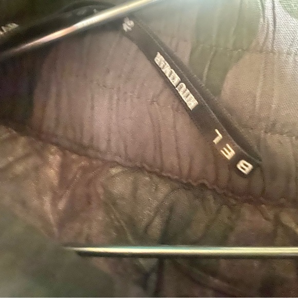 Ritu Kumar Label Camouflage Jogger Pants - Picture 6 of 12